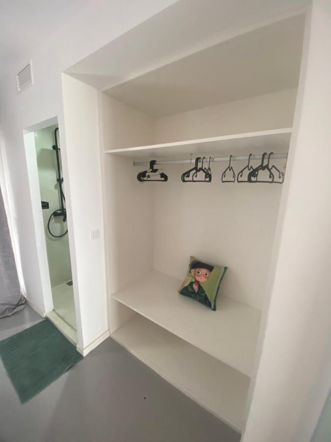 El Carrer del Canonge Hug Hotel2022 المظهر الخارجي الصورة