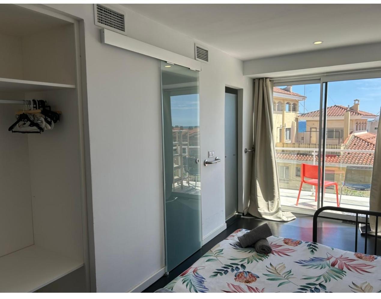 El Carrer del Canonge Hug Hotel2022 المظهر الخارجي الصورة